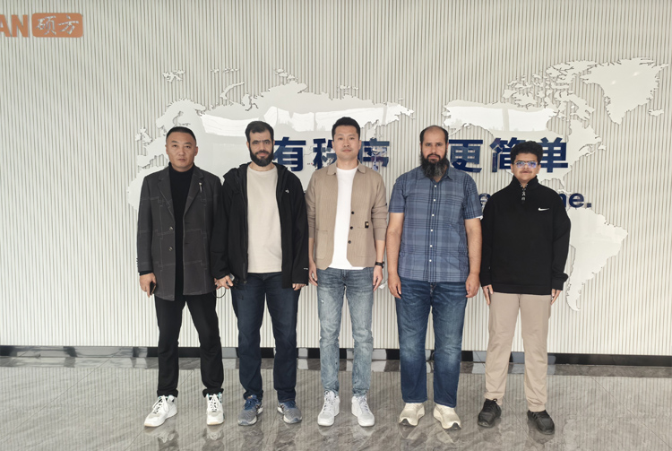 友誼長存！沙特阿拉伯代理商到訪碩方智造基地